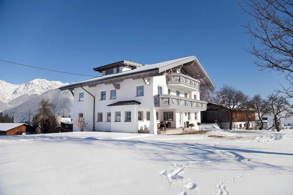 Gaestehaus Weber Appartement Oberperfuss
